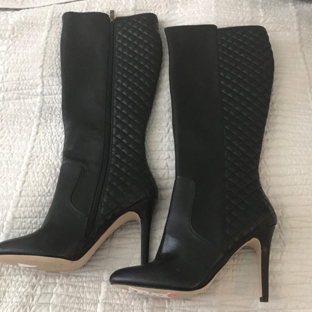 BCBGeneration Tall Beasly Boots Almost New!  🎊